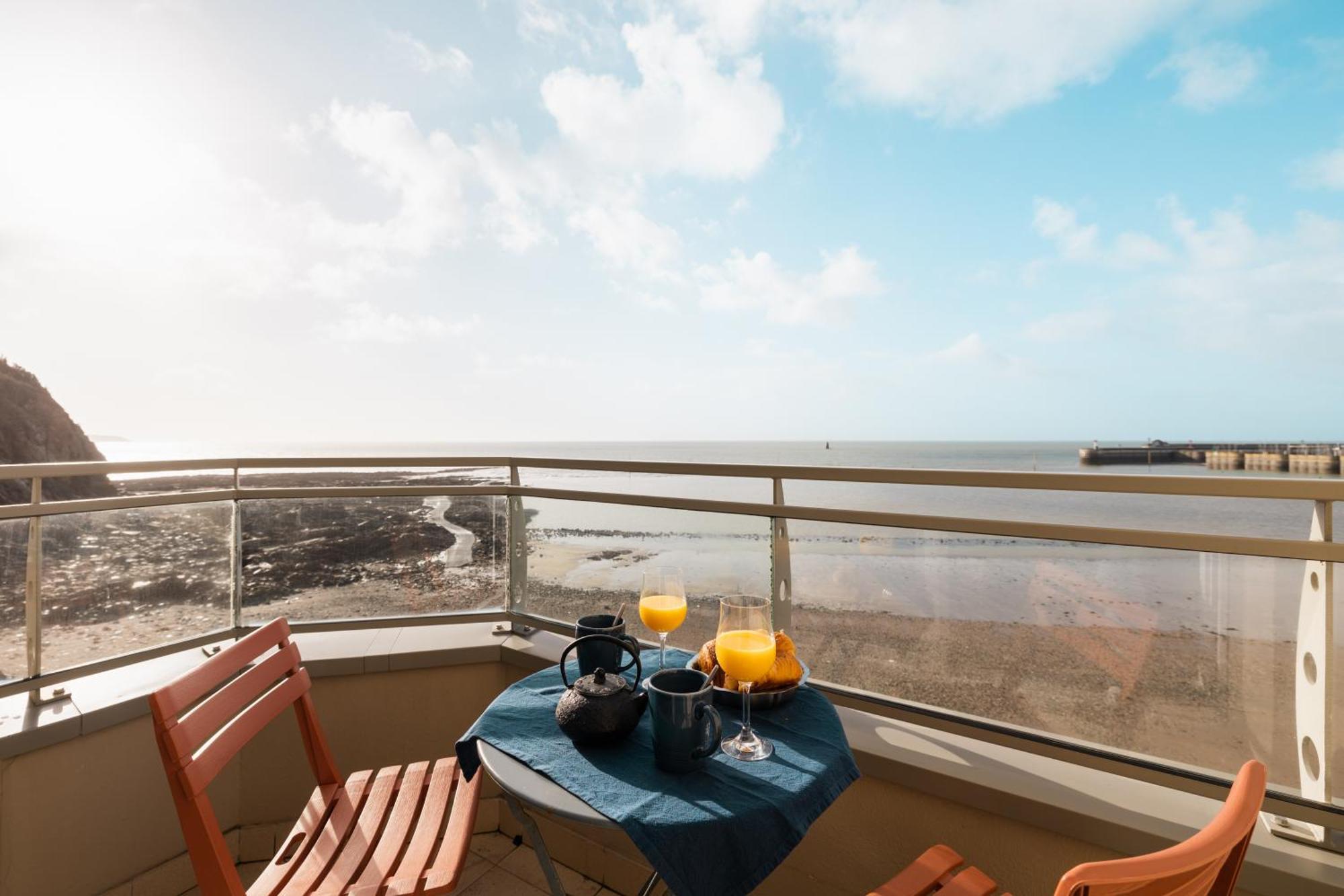 Front De Mer Vue Exceptionnelle 그랑빌 외부 사진